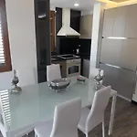 Alfred * Sarandë
