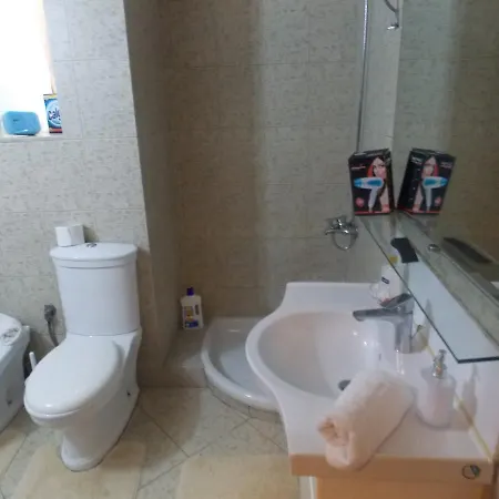 Alfred Apartment