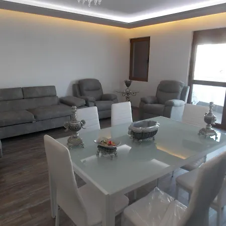 Alfred Apartment *