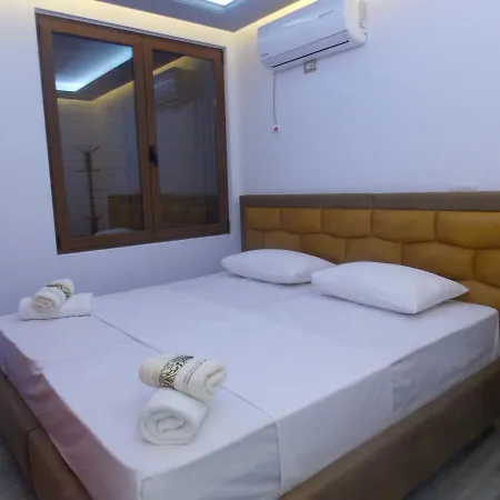 Alfred Σαράντα