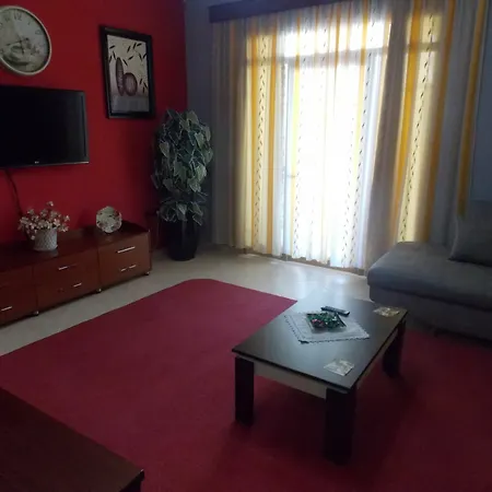Alfred Apartmán Sarandë